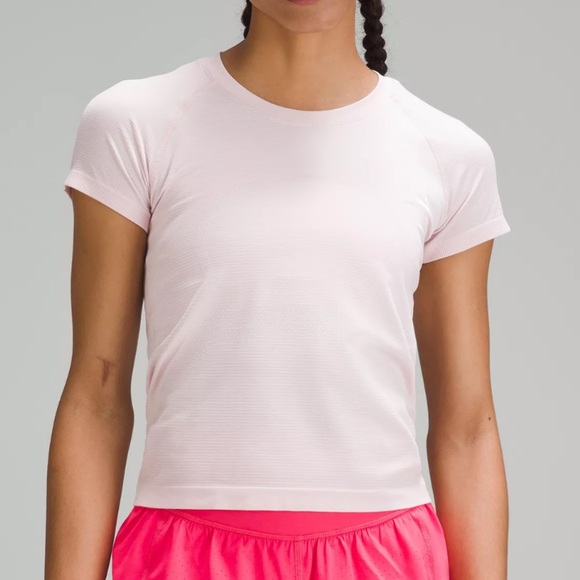 lululemon swiftly Tech Short Sleeve Shirt 2.0 Flush Pink - Picture 1 of 8